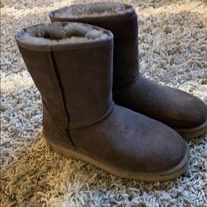 Ugg shoes